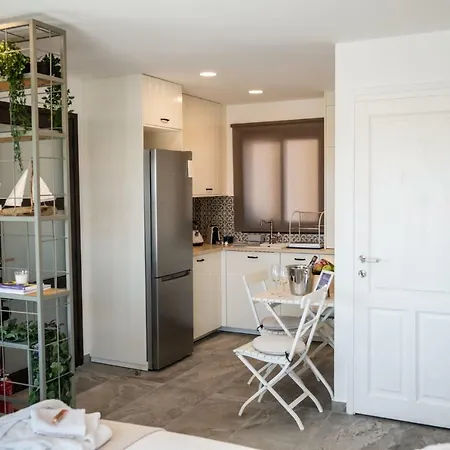 Vitamin Sea Studio Apartment